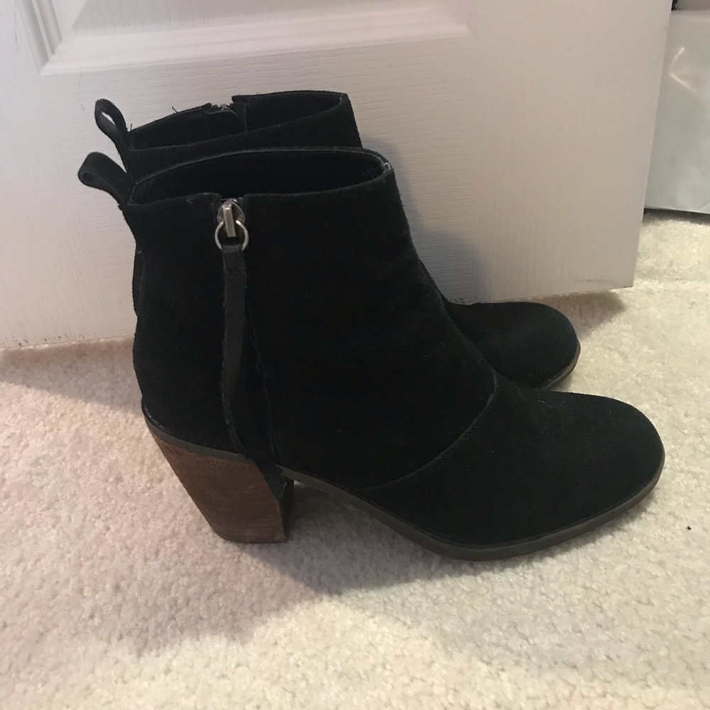 Dolce Vita Booties
